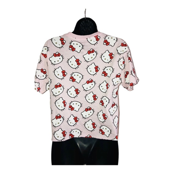 Hello Kitty Light pink short sleeve cropped graphic print t-shirt size small new - Picture 10 of 14